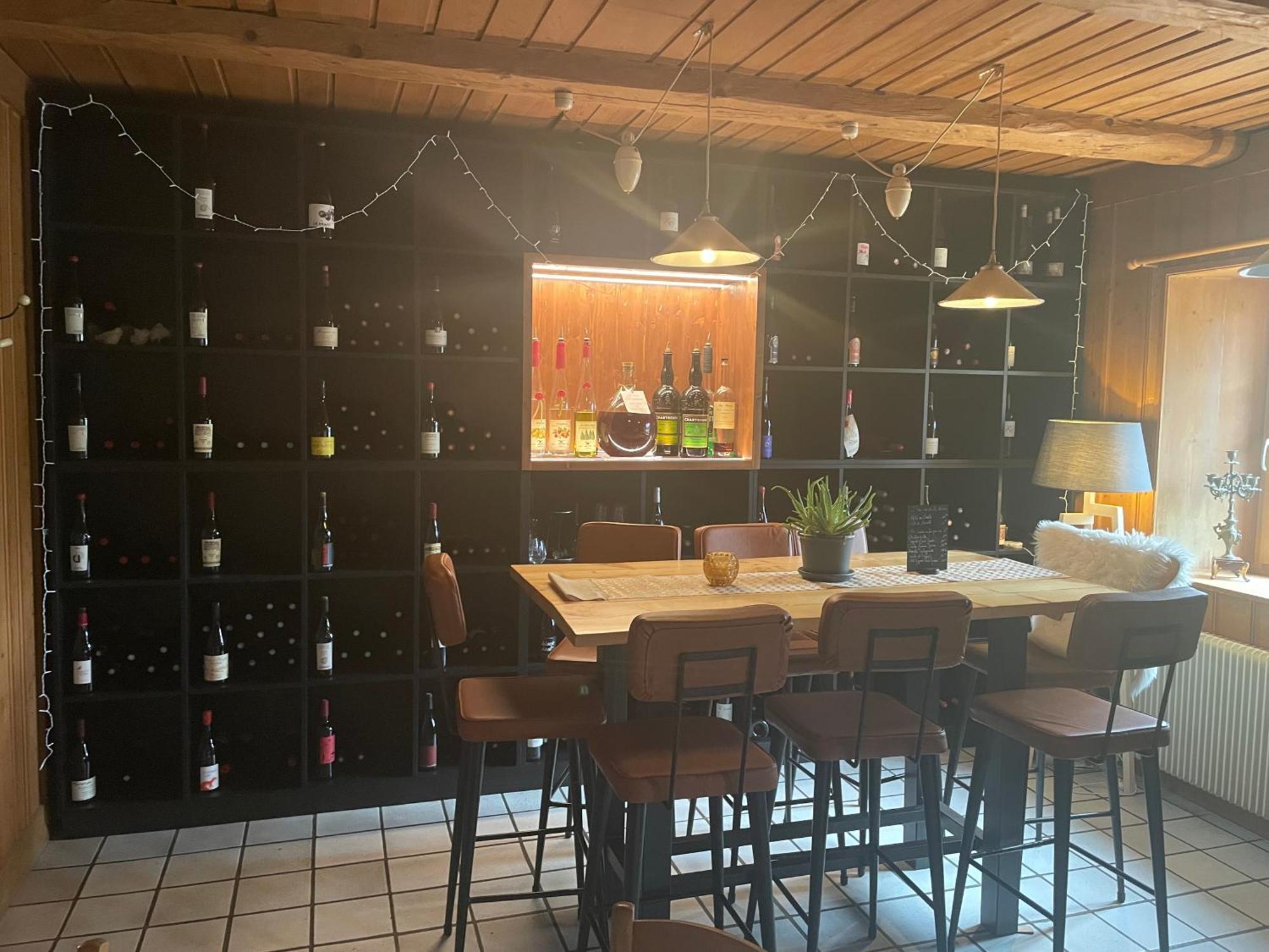 Auberge De La Perdrix Hauterive-la-Fresse Exteriör bild
